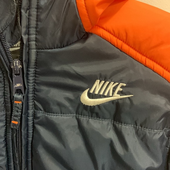 Nike Puffer Jacket Fleece Lined - Like NEW - Boys 5 - Picture 5 of 5